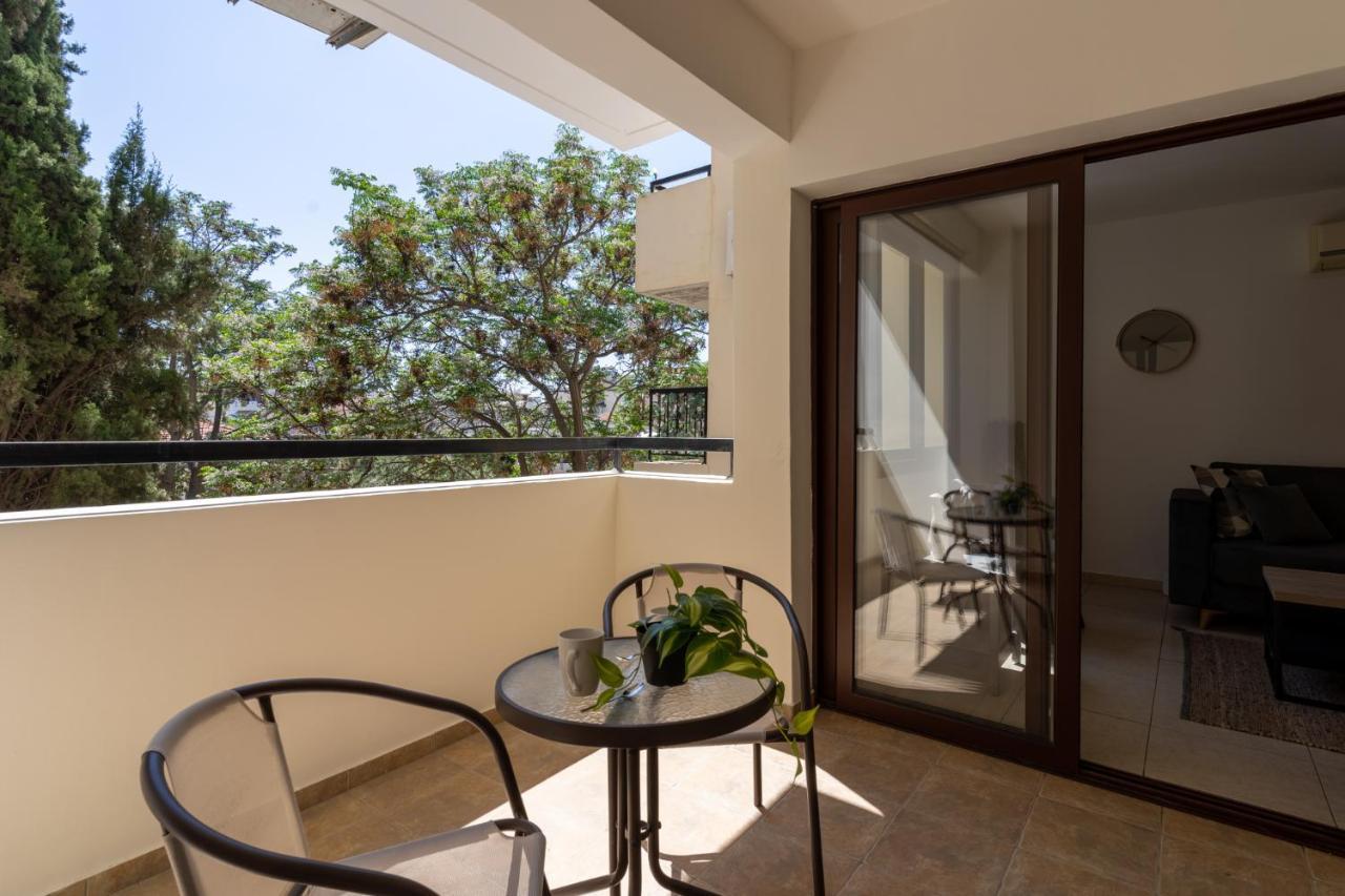 Mia 1-Bedroom Apartment In Ларнака Екстериор снимка